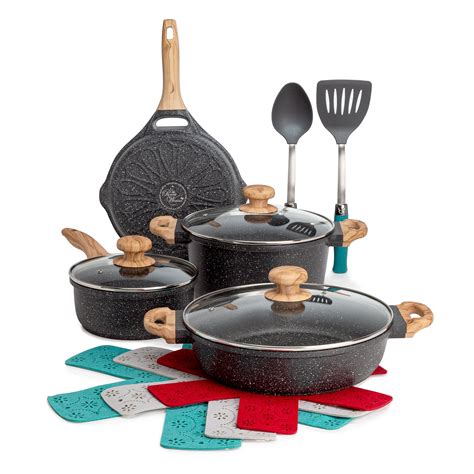 Best Overall: Merten and Storck Carbon Steel Pan. . Pioneer woman pots and pans set
